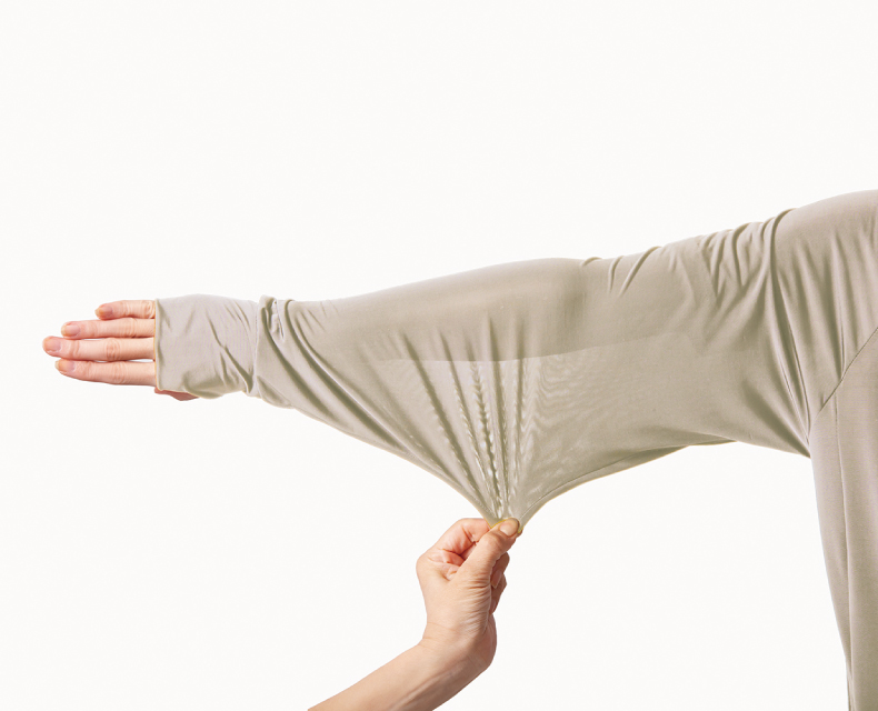 UVプロテクトパーカー