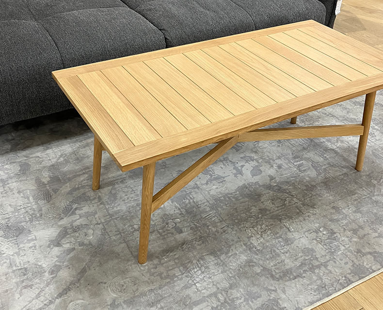 センターテーブル