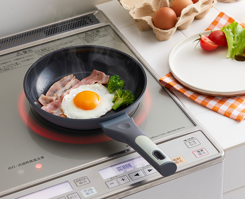 セラミックフライパン 20cm