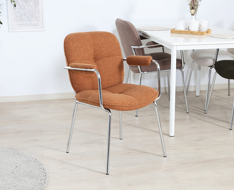 (日本語) 肘付きダイニングチェア