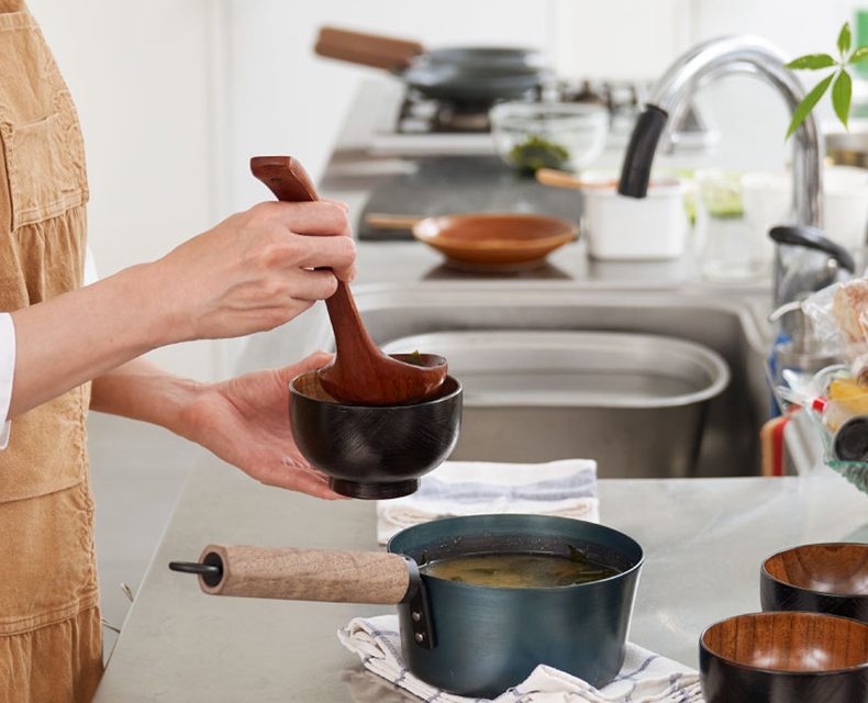 今日を元気にするお味噌汁パン